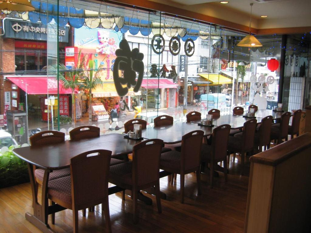 Shiisar Inn Naha Esterno foto